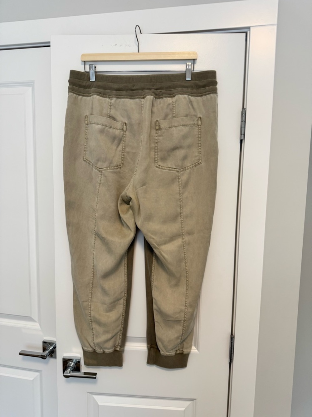 Anthropologie Olive/Taupe Women’s Drawstring Joggers - Picture 2 of 8